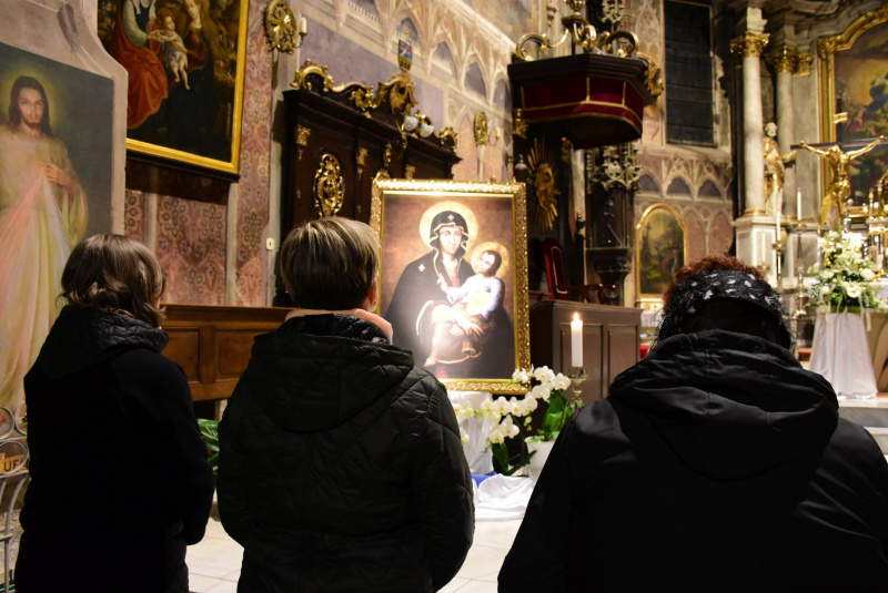 Oznamy / Publikácie / V Rožňavskej diecéze sa už po tretíkrát konala Rožňavská novéna - foto Oznamy / Publikácie / V Rožňavskej diecéze sa už po tretíkrát konala Rožňavská novéna - foto