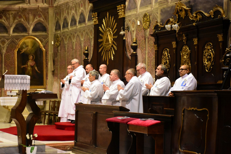 Oznamy / Publikácie / V Rožňavskej diecéze sa už po tretíkrát konala Rožňavská novéna - foto Oznamy / Publikácie / V Rožňavskej diecéze sa už po tretíkrát konala Rožňavská novéna - foto