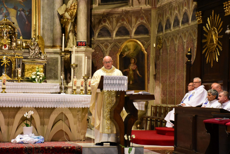 Oznamy / Publikácie / V Rožňavskej diecéze sa už po tretíkrát konala Rožňavská novéna - foto Oznamy / Publikácie / V Rožňavskej diecéze sa už po tretíkrát konala Rožňavská novéna - foto
