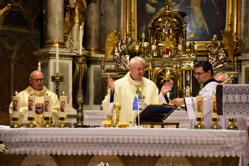 Oznamy / Publikácie / V Rožňavskej diecéze sa už po tretíkrát konala Rožňavská novéna - foto Oznamy / Publikácie / V Rožňavskej diecéze sa už po tretíkrát konala Rožňavská novéna - foto
