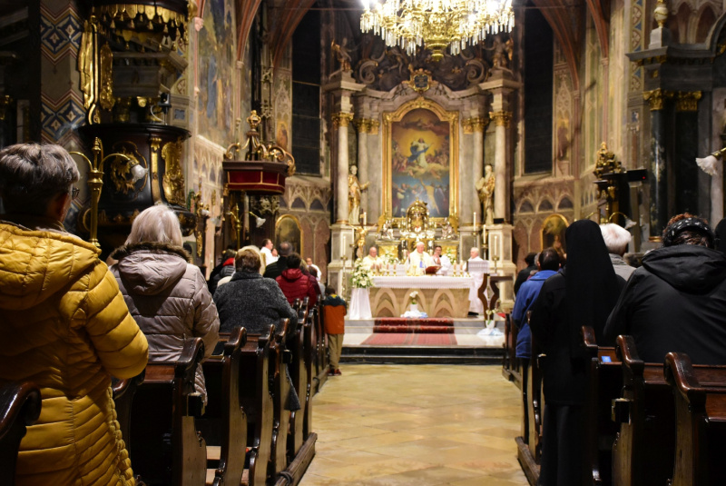 Oznamy / Publikácie / V Rožňavskej diecéze sa už po tretíkrát konala Rožňavská novéna - foto Oznamy / Publikácie / V Rožňavskej diecéze sa už po tretíkrát konala Rožňavská novéna - foto