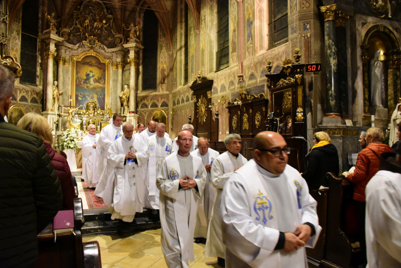 Oznamy / Publikácie / V Rožňavskej diecéze sa už po tretíkrát konala Rožňavská novéna - foto Oznamy / Publikácie / V Rožňavskej diecéze sa už po tretíkrát konala Rožňavská novéna - foto