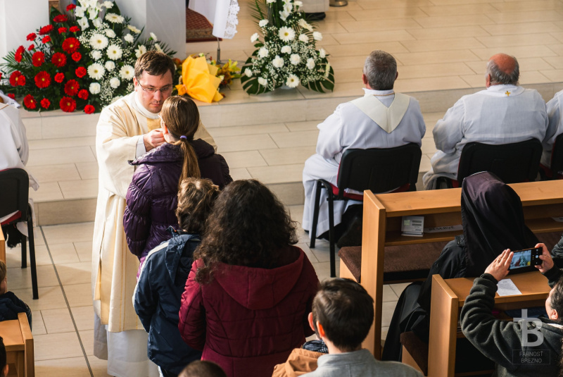 Oznamy / Publikácie / Diecézne stretnutie mladých v Cinobani - foto Oznamy / Publikácie / Diecézne stretnutie mladých v Cinobani - foto