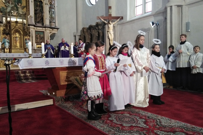 Oznamy / Publikácie / Vyslanie koledníkov Dobrej noviny - 10. december 2023 - foto Oznamy / Publikácie / Vyslanie koledníkov Dobrej noviny - 10. december 2023 - foto