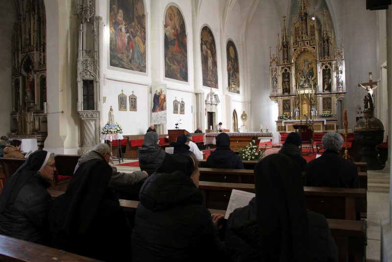 Oznamy / Publikácie / Slávenie dňa zasväteného života - Gelnica - 3.2.2024 - foto