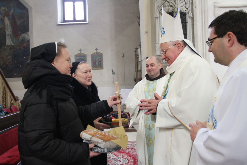 Oznamy / Publikácie / Slávenie dňa zasväteného života - Gelnica - 3.2.2024 - foto