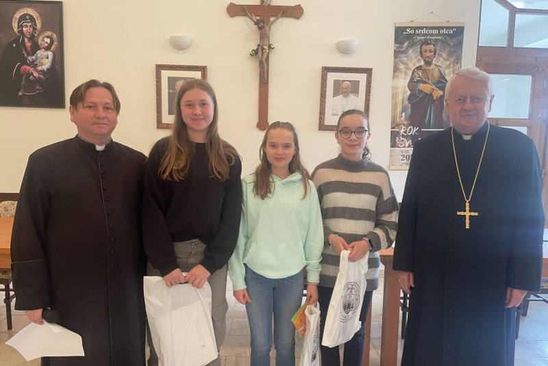 Oznamy / Publikácie / Diecézne kolo Biblickej olympiády 2024 - foto Oznamy / Publikácie / Diecézne kolo Biblickej olympiády 2024 - foto