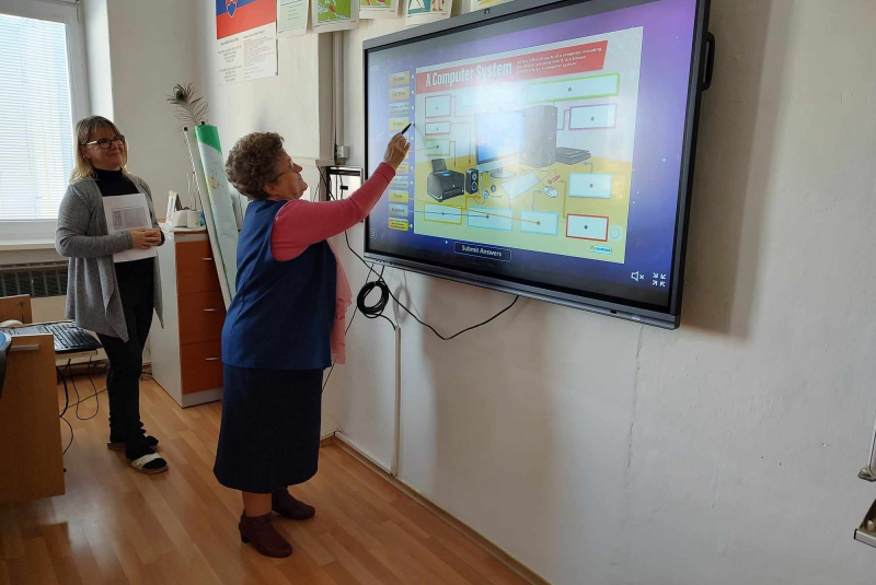 Diecézny školsky úrad - oznamy / Učíme naprieč generáciami - foto Diecézny školsky úrad - oznamy / Učíme naprieč generáciami - foto