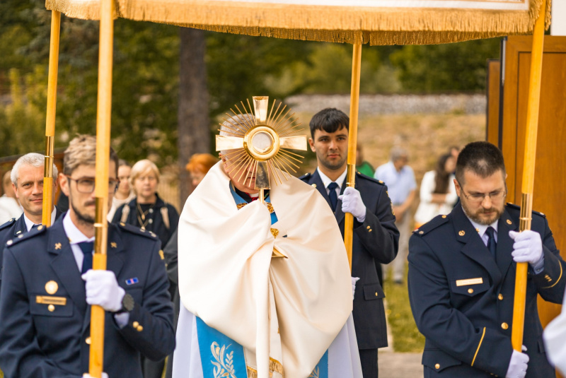 Oznamy / Publikácie / Celodiecézne mariánske večeradlo v Jaklovciach 11. mája 2024 - foto Oznamy / Publikácie / Celodiecézne mariánske večeradlo v Jaklovciach 11. mája 2024 - foto
