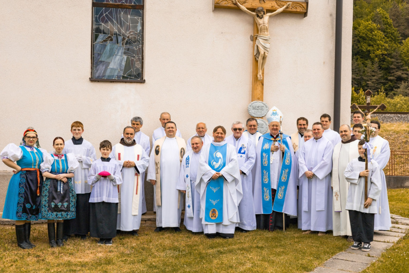 Oznamy / Publikácie / Celodiecézne mariánske večeradlo v Jaklovciach 11. mája 2024 - foto Oznamy / Publikácie / Celodiecézne mariánske večeradlo v Jaklovciach 11. mája 2024 - foto
