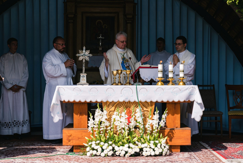 Oznamy / Publikácie / Bôrka aj tento rok privítala pútnikov k Panne Márii - foto Oznamy / Publikácie / Bôrka aj tento rok privítala pútnikov k Panne Márii - foto