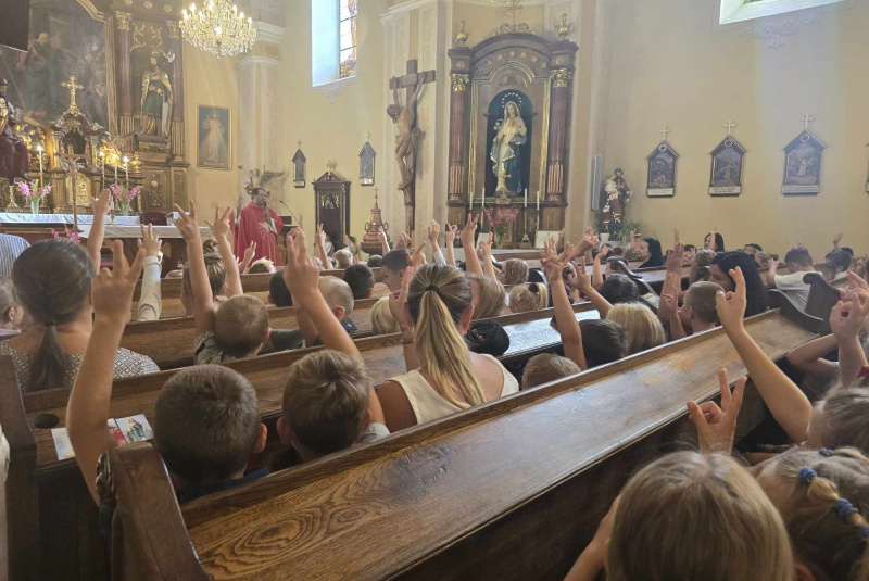 Diecézny školsky úrad - oznamy / Slávnostné otvorenie nového školského roka 2024/2025 a novej triedy - foto Diecézny školsky úrad - oznamy / Slávnostné otvorenie nového školského roka 2024/2025 a novej triedy - foto