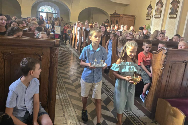 Diecézny školsky úrad - oznamy / Slávnostné otvorenie nového školského roka 2024/2025 a novej triedy - foto Diecézny školsky úrad - oznamy / Slávnostné otvorenie nového školského roka 2024/2025 a novej triedy - foto