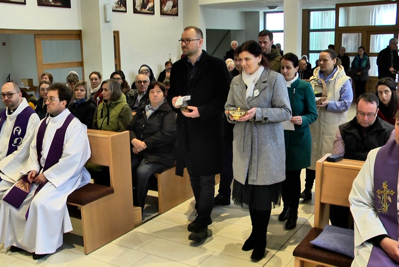 Clanky_Jubilea / V diecéznej svätyni sa uskutočnila Jubilejná púť učiteľov a katechétov - foto