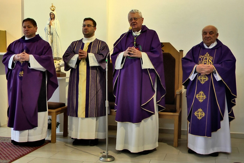 Clanky_Jubilea / V diecéznej svätyni sa uskutočnila Jubilejná púť učiteľov a katechétov - foto Clanky_Jubilea / V diecéznej svätyni sa uskutočnila Jubilejná púť učiteľov a katechétov - foto