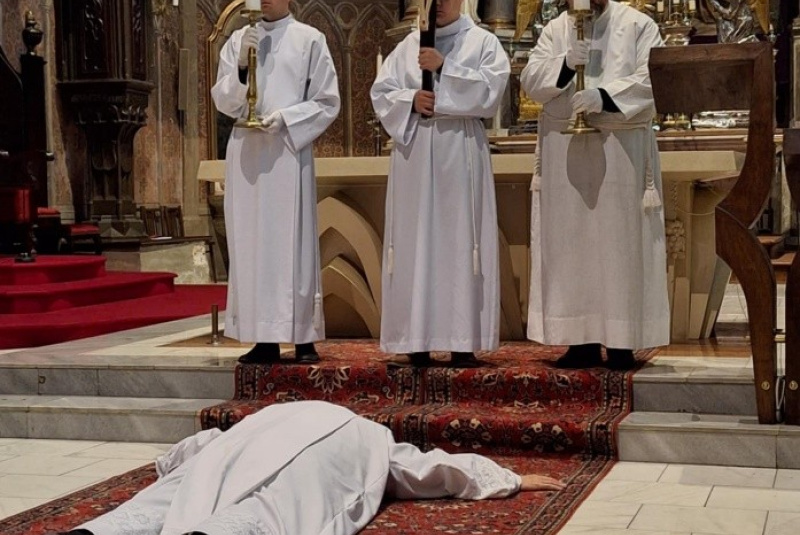 Oznamy / Publikácie / Slávenie Veľkonočného trojdnia a Veľkonočnej oktávy v Rožňave v Jubilejnom roku 2025 - foto Oznamy / Publikácie / Slávenie Veľkonočného trojdnia a Veľkonočnej oktávy v Rožňave v Jubilejnom roku 2025 - foto