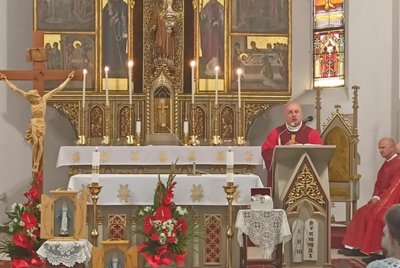 Oznamy / Publikácie / Odpustová slávnosť vo farnosti Revúca - foto Oznamy / Publikácie / Odpustová slávnosť vo farnosti Revúca - foto