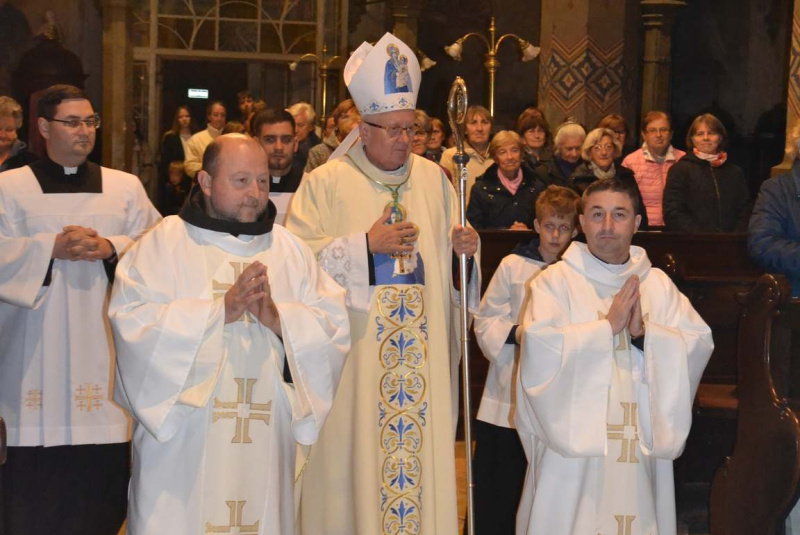 Oznamy / Publikácie / V Rožňave sa konala už po piaty krát Rožňavská novéna - foto Oznamy / Publikácie / V Rožňave sa konala už po piaty krát Rožňavská novéna - foto