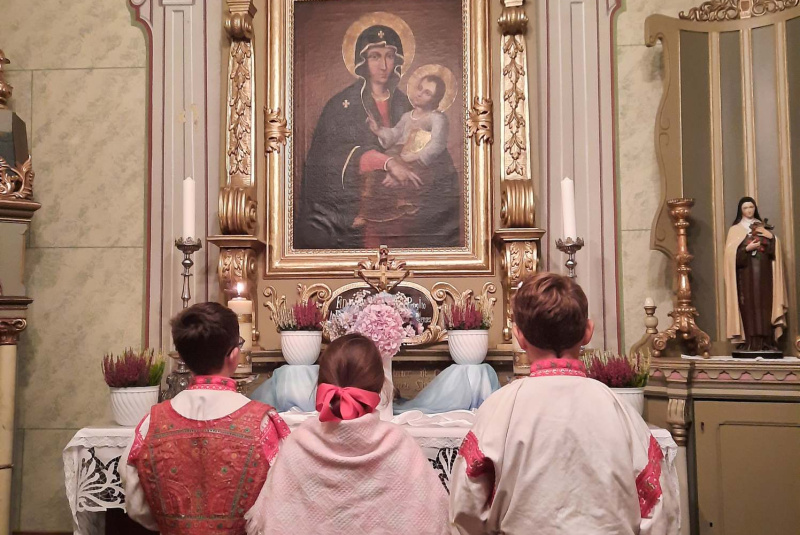 Oznamy / Publikácie / V Rožňave sa konala už po piaty krát Rožňavská novéna - foto Oznamy / Publikácie / V Rožňave sa konala už po piaty krát Rožňavská novéna - foto