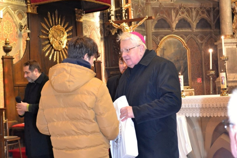 Oznamy / Publikácie / V Rožňavskej Katedrále Nanebovzatia Panny Márie bol otvorený Jubilejný rok 250. výročia diecézy - foto Oznamy / Publikácie / V Rožňavskej Katedrále Nanebovzatia Panny Márie bol otvorený Jubilejný rok 250. výročia diecézy - foto