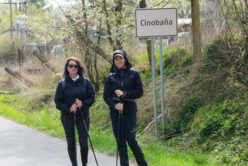 Oznamy / Publikácie / 0. ročník pešej púte k Božiemu milosrdenstvu - Dívin - Cinobaňa - foto Oznamy / Publikácie / 0. ročník pešej púte k Božiemu milosrdenstvu - Dívin - Cinobaňa - foto