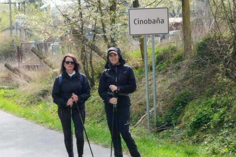 Oznamy / Publikácie / 0. ročník pešej púte k Božiemu milosrdenstvu - Dívin - Cinobaňa - foto Oznamy / Publikácie / 0. ročník pešej púte k Božiemu milosrdenstvu - Dívin - Cinobaňa - foto