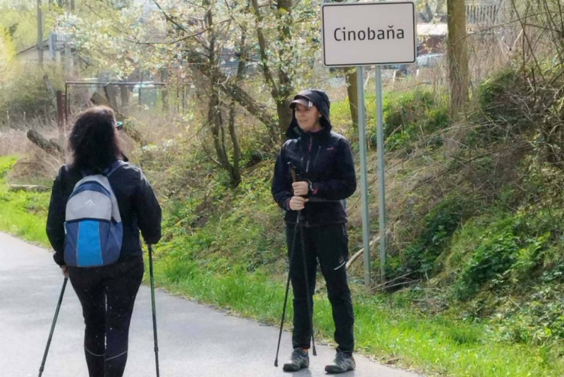 Oznamy / Publikácie / 0. ročník pešej púte k Božiemu milosrdenstvu - Dívin - Cinobaňa - foto Oznamy / Publikácie / 0. ročník pešej púte k Božiemu milosrdenstvu - Dívin - Cinobaňa - foto
