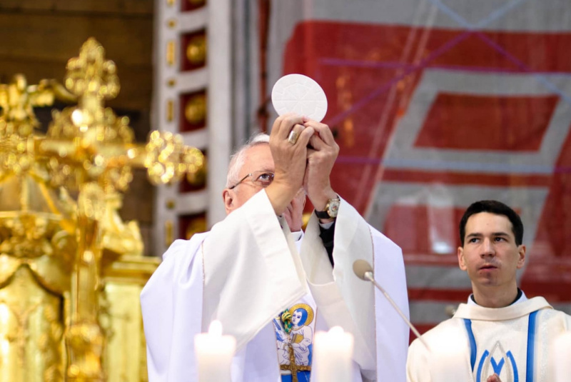 Oznamy / Publikácie / Diecézne stretnutie mládeže Rožňavskej diecézy v Rimavskej Sobote - foto Oznamy / Publikácie / Diecézne stretnutie mládeže Rožňavskej diecézy v Rimavskej Sobote - foto