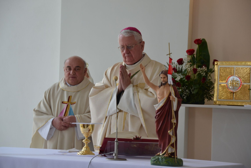 Oznamy / Publikácie / Farský kostol v Cinobani vyhlásený za diecéznu svätyňu Božieho milosrdenstva - foto Oznamy / Publikácie / Farský kostol v Cinobani vyhlásený za diecéznu svätyňu Božieho milosrdenstva - foto