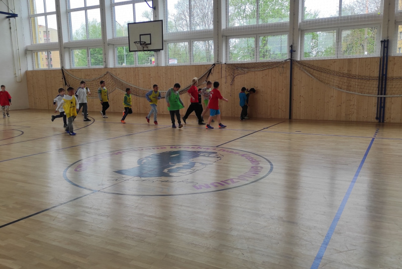 Oznamy / Publikácie / Miništrantský futbalový turnaj v Malohontskom dekanáte - foto