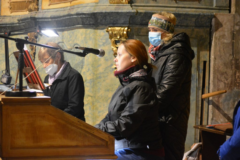 Oznamy / Publikácie / Skončila sa prvá Novéna k Rožňavskej Panne Márii - foto Oznamy / Publikácie / Skončila sa prvá Novéna k Rožňavskej Panne Márii - foto