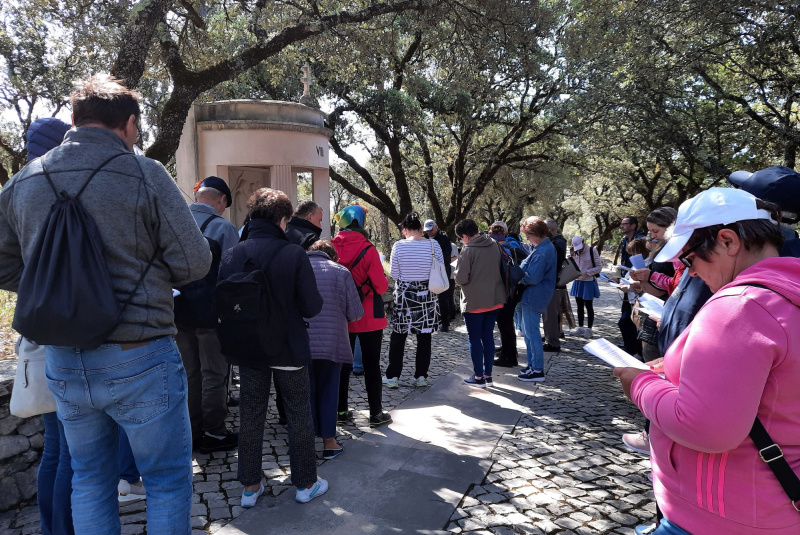 Oznamy / Publikácie / Ďakovná púť Rožňavskej diecézy do Fatimy - foto Oznamy / Publikácie / Ďakovná púť Rožňavskej diecézy do Fatimy - foto