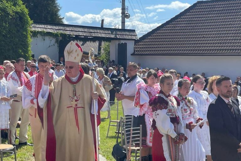 Oznamy / Publikácie / Sviatosť birmovania vo farnosti Heľpa - 4. jún 2023 - foto Oznamy / Publikácie / Sviatosť birmovania vo farnosti Heľpa - 4. jún 2023 - foto