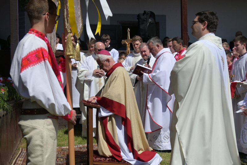 Oznamy / Publikácie / Sviatosť birmovania vo farnosti Heľpa - 4. jún 2023 - foto Oznamy / Publikácie / Sviatosť birmovania vo farnosti Heľpa - 4. jún 2023 - foto