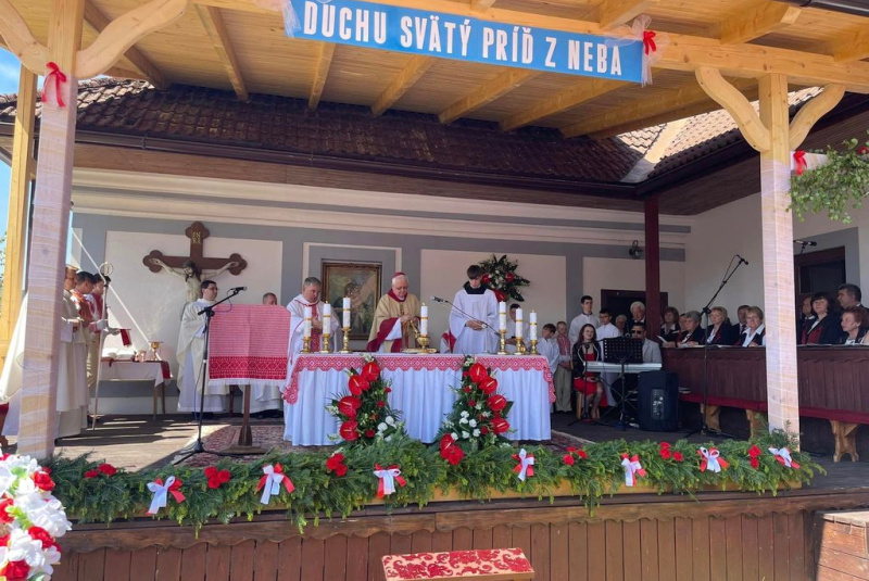 Oznamy / Publikácie / Sviatosť birmovania vo farnosti Heľpa - 4. jún 2023 - foto Oznamy / Publikácie / Sviatosť birmovania vo farnosti Heľpa - 4. jún 2023 - foto