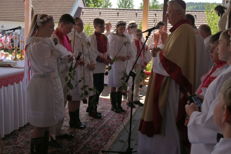 Oznamy / Publikácie / Sviatosť birmovania vo farnosti Heľpa - 4. jún 2023 - foto Oznamy / Publikácie / Sviatosť birmovania vo farnosti Heľpa - 4. jún 2023 - foto