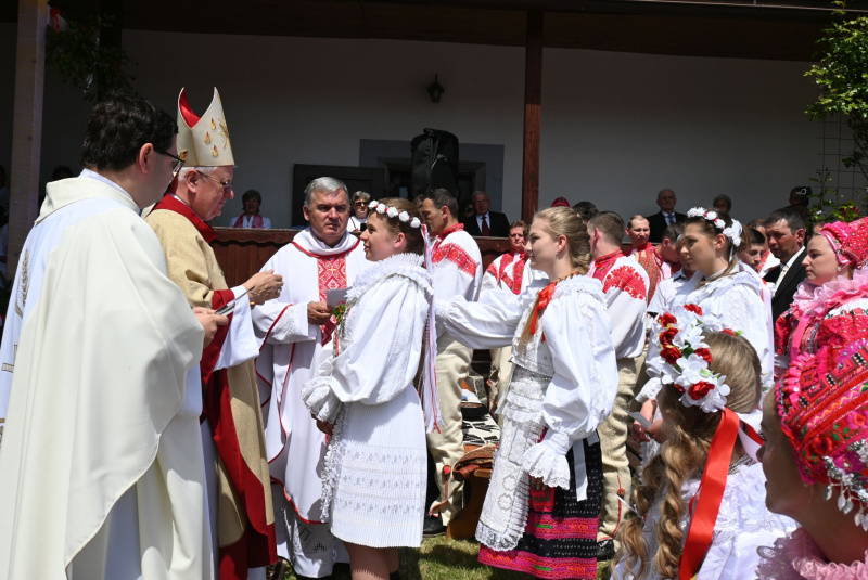 Oznamy / Publikácie / Sviatosť birmovania vo farnosti Heľpa - 4. jún 2023 - foto Oznamy / Publikácie / Sviatosť birmovania vo farnosti Heľpa - 4. jún 2023 - foto