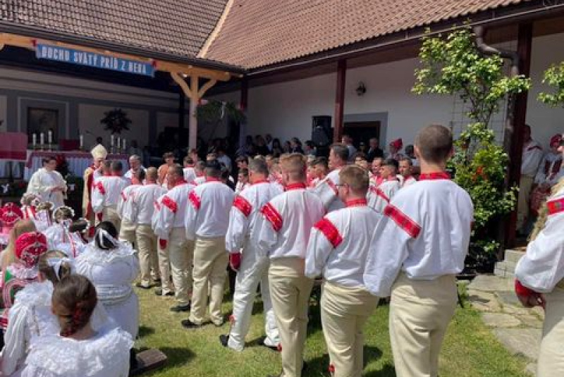 Oznamy / Publikácie / Sviatosť birmovania vo farnosti Heľpa - 4. jún 2023 - foto Oznamy / Publikácie / Sviatosť birmovania vo farnosti Heľpa - 4. jún 2023 - foto