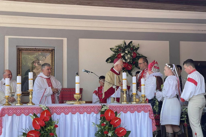 Oznamy / Publikácie / Sviatosť birmovania vo farnosti Heľpa - 4. jún 2023 - foto Oznamy / Publikácie / Sviatosť birmovania vo farnosti Heľpa - 4. jún 2023 - foto