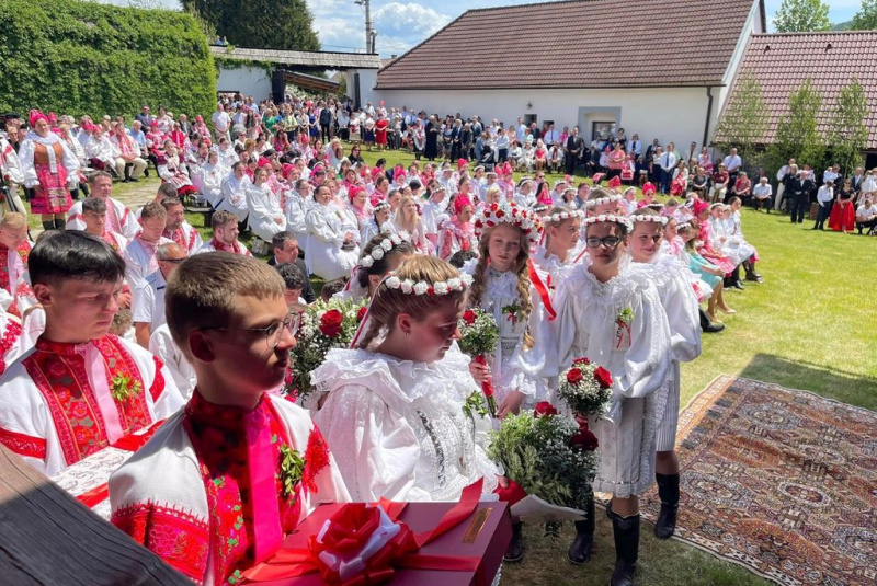 Oznamy / Publikácie / Sviatosť birmovania vo farnosti Heľpa - 4. jún 2023 - foto Oznamy / Publikácie / Sviatosť birmovania vo farnosti Heľpa - 4. jún 2023 - foto