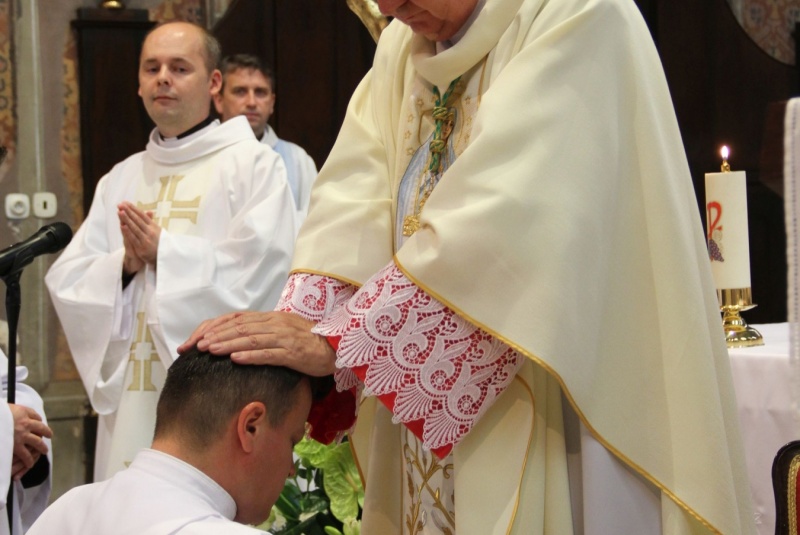 Oznamy / Publikácie / Rožňavská diecéza má nového diakona a ďakuje za 45 rokov kňazstva svojho diecézneho biskupa (+ nahrávka homílie) - foto