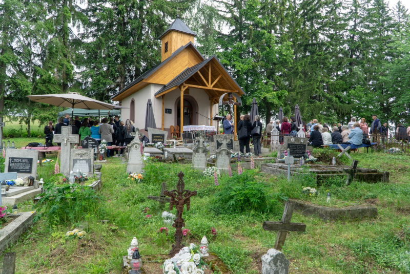 Oznamy / Publikácie / Slávnosť na Hradišťských vrchoch - foto Oznamy / Publikácie / Slávnosť na Hradišťských vrchoch - foto
