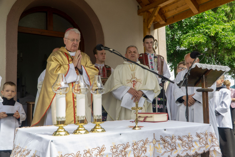 Oznamy / Publikácie / Slávnosť na Hradišťských vrchoch - foto Oznamy / Publikácie / Slávnosť na Hradišťských vrchoch - foto