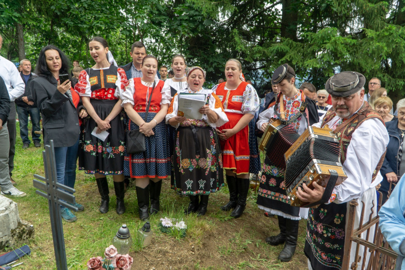 Oznamy / Publikácie / Slávnosť na Hradišťských vrchoch - foto Oznamy / Publikácie / Slávnosť na Hradišťských vrchoch - foto