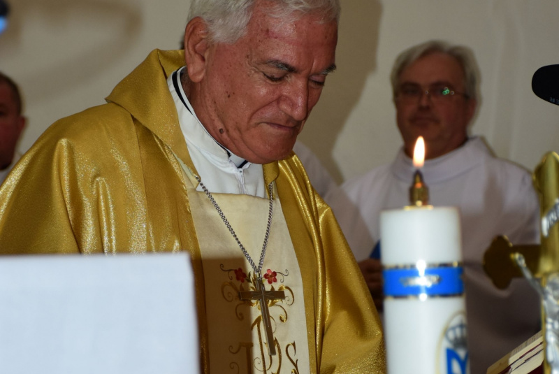 Oznamy / Publikácie / Mons. Nicola Girasoli, apoštolský nuncius slávil sv. omšu na diecéznej púti v Úhornej (homília a fotogaléria) - foto