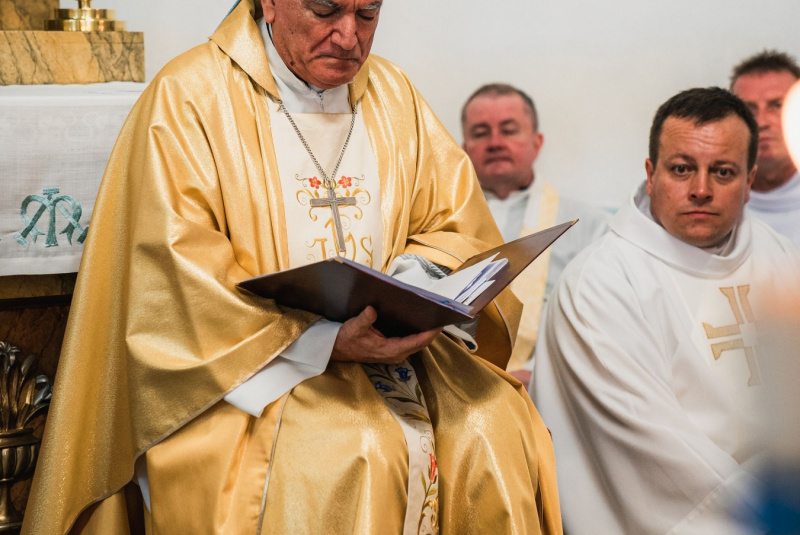 Oznamy / Publikácie / Mons. Nicola Girasoli, apoštolský nuncius slávil sv. omšu na diecéznej púti v Úhornej (homília a fotogaléria) - foto