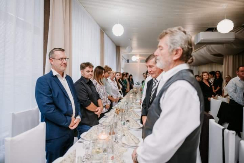 Oznamy / Publikácie / Cirkevná základná škola sv. Jána Bosca si pripomenula 20. výročie jej založenia - foto Oznamy / Publikácie / Cirkevná základná škola sv. Jána Bosca si pripomenula 20. výročie jej založenia - foto