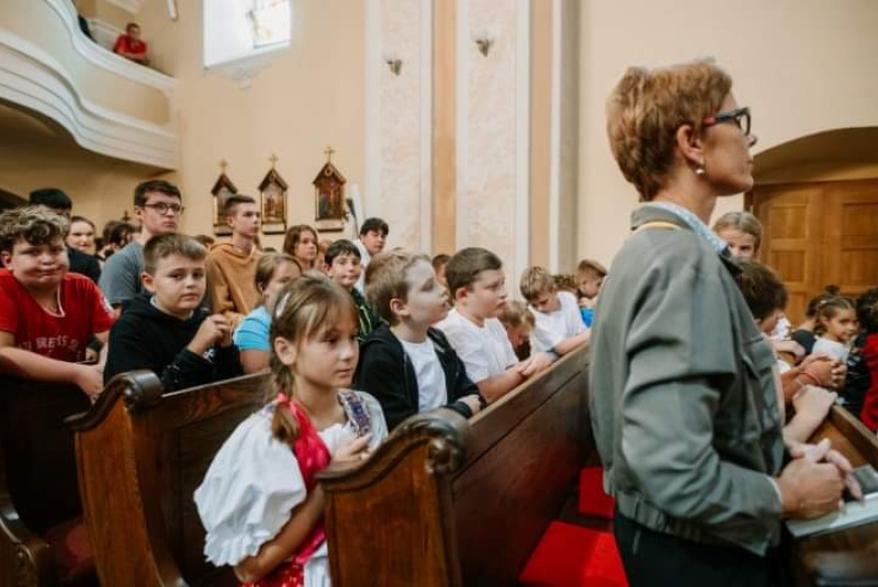 Oznamy / Publikácie / Cirkevná základná škola sv. Jána Bosca si pripomenula 20. výročie jej založenia - foto