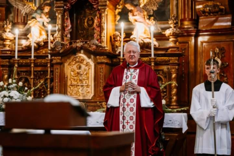 Oznamy / Publikácie / Cirkevná základná škola sv. Jána Bosca si pripomenula 20. výročie jej založenia - foto