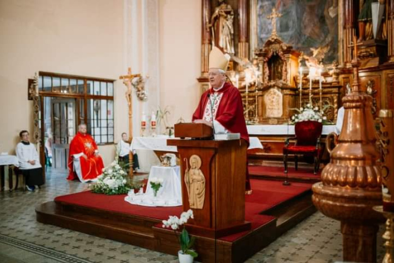 Oznamy / Publikácie / Cirkevná základná škola sv. Jána Bosca si pripomenula 20. výročie jej založenia - foto Oznamy / Publikácie / Cirkevná základná škola sv. Jána Bosca si pripomenula 20. výročie jej založenia - foto